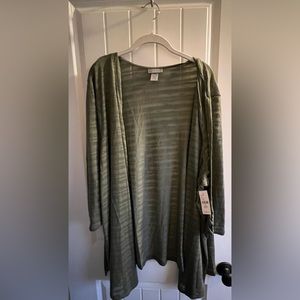 Catherine’s 3/4 sleeve sage green 5x cardigan